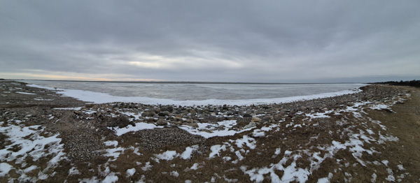 Is på stranden